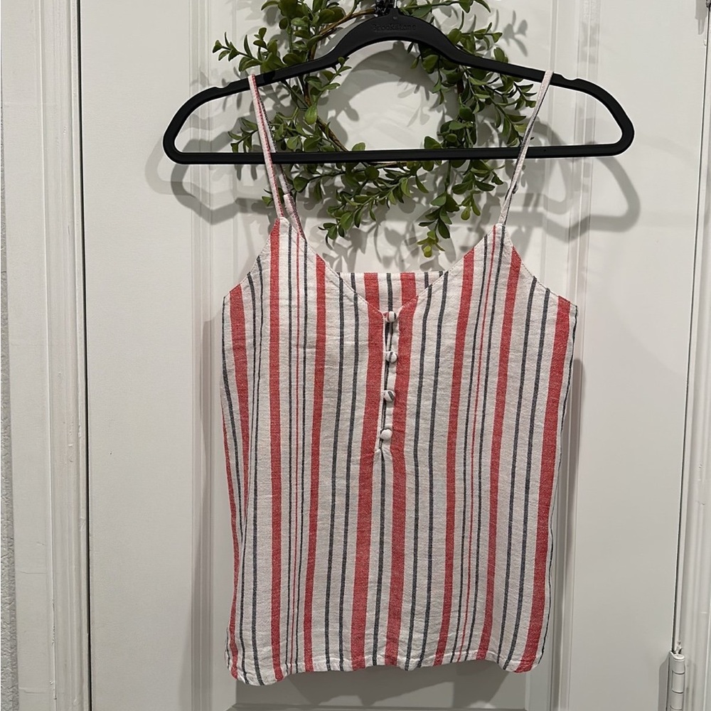 Top - Picture 2 of 4